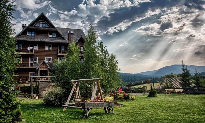 Wetlina Hotel | Hotel Carpatia Bieszczadzki Gościniec