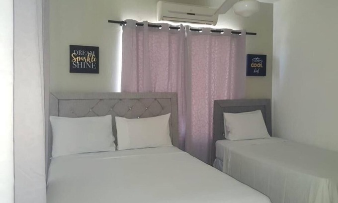 Centro House | Hotel Casa Docia - Double Room With Balcony 2 adults 1 child - 2