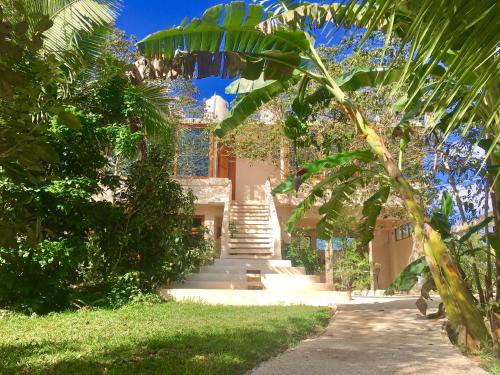 Xpujil Hotel | Hotel Casa Maya Calakmul
