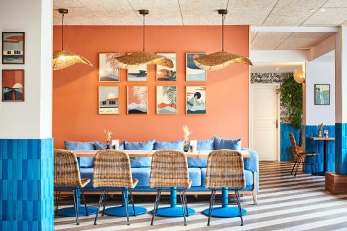 2nd Arrondissement Hotel | Hôtel Chromatics & Restaurant Hill Club by HappyCulture
