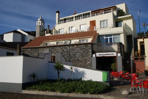 Porto da Cruz Hotel | Hotel Costa Linda