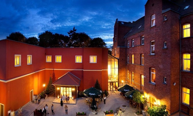 Olawa Hotel | Hotel Jakub Sobieski