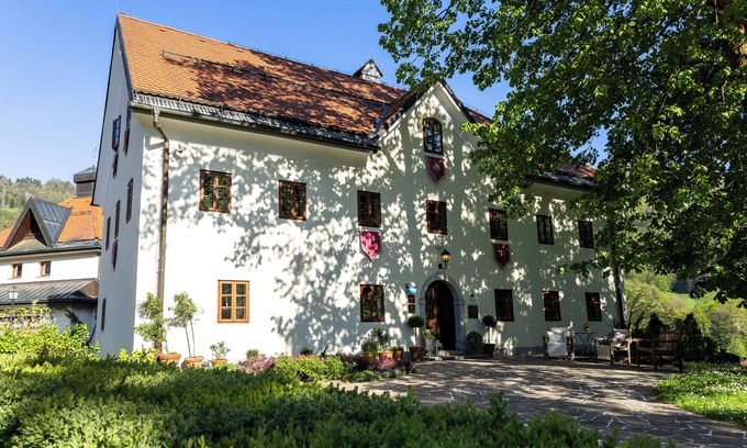 Spodnja Idrija Hotel | Hotel Kendov Dvorec