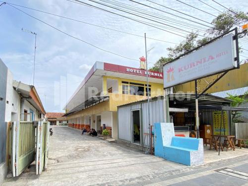 Blora Hotel | Hotel Kurnia @ Jln Pemuda Blora RedPartner