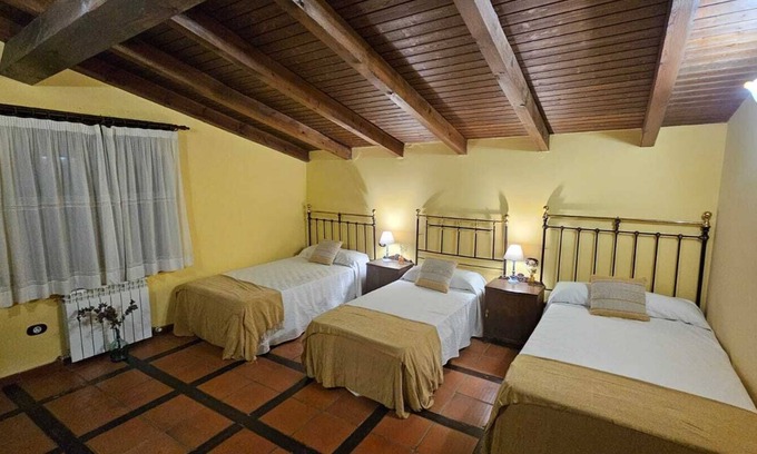 Ledesma Apartment | Hotel La Clerecía de Ledesma - Habitación Triple