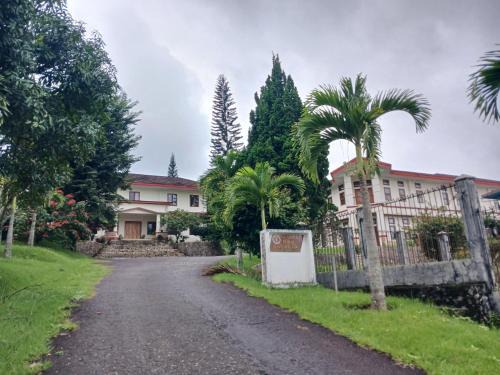 Ruteng Hotel | Hotel MBC Ruteng