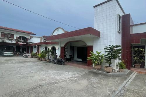 Bireuen Hotel | Hotel O Saril Riverside HomestayNearLapangan Musara Alun