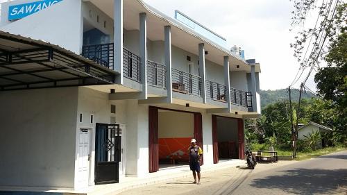 Bawean Island Hotel | Hotel O Sawang Sana Motel Syariah Near SMAN 1 Sangkapura