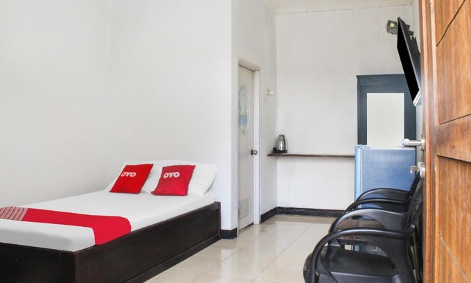 Kupang Hotel | Hotel O We Bro Kost