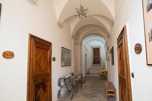 Corinaldo Hotel | Hotel Palazzo Meraviglia Albergo diffuso