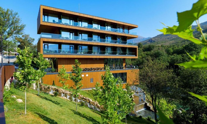Albania Hotel | Hotel Uji Ftohte Tepelene