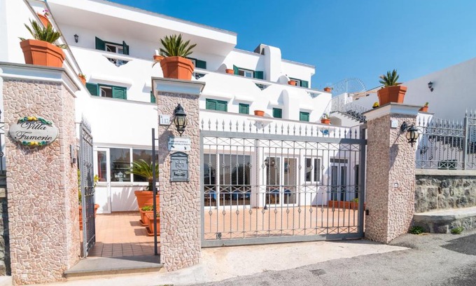 Succhivo Hotel | Hotel Villa Fumerie