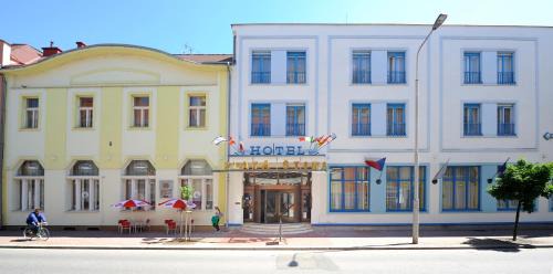 Pardubice Hotel | Hotel Zlatá Štika