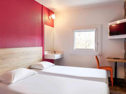 Courcouronnes Hotel | hotelF1 Evry A6
