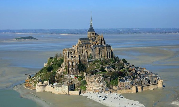 Saint-Quentin-sur-le-Homme Hotel | hotelF1 Avranches Baie Du Mont Saint Michel