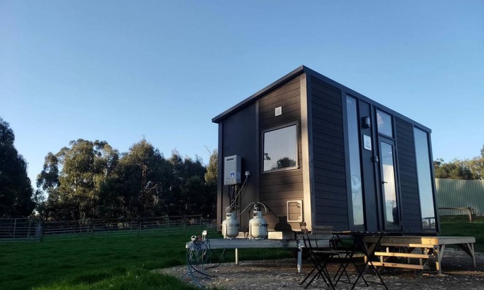 Jindivick House | House ∙ 1 bedroom ∙ 2 guests