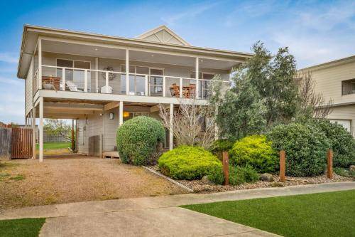 Coronet Bay House | House ∙ 3 bedrooms ∙ 8 guests