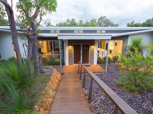 Wilyabrup House | House ∙ 5 bedrooms ∙ 11 guests