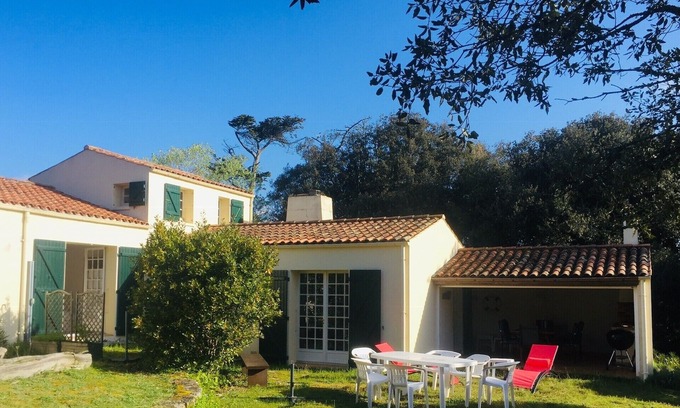 La Remigeasse House | house 5 pers 5 'from the beach on foot Reservation from Saturday to Saturday