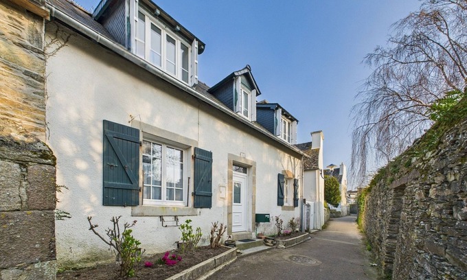 Locquirec House | House 50m from Locquirec harbor with fiber 4 to 6 persons