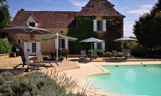 Pezuls House | House and gite with heated private pool