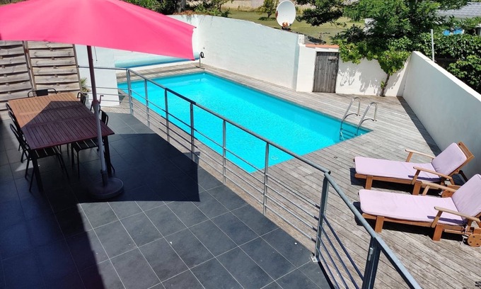 Les Boucholeurs House | House and pool just a stone's throw from the ocean