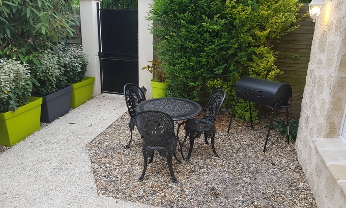 Gouvieux House | House at the end of the road