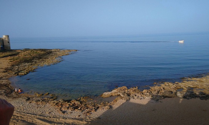 Noto House | House by the sea seaside village of Calabernardo in the Val di Noto. Sea view.