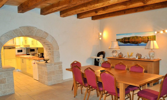 Latronquiere House | House character gîte weekly rental 6 Pers. private SPA pool, fishing pond,