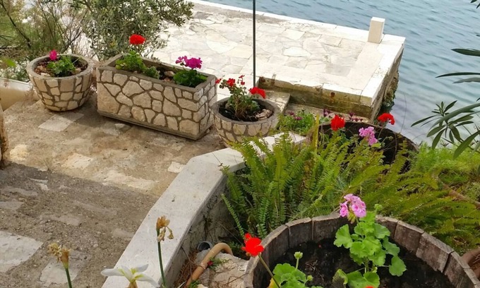 Klek House | House directly by the sea