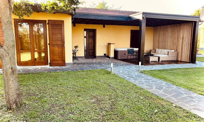San Giuliano Terme House | House I Limori with garden and covered parking