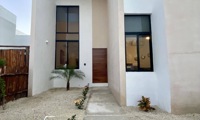 Puerto Yucalpeten House | House in gated community 3B,3Bath and Pool near to the Beach