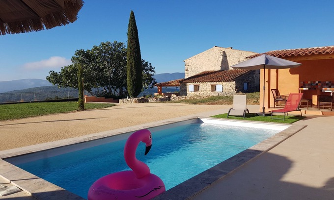 Sainte-Croix-a-Lauze House | House in Luberon.