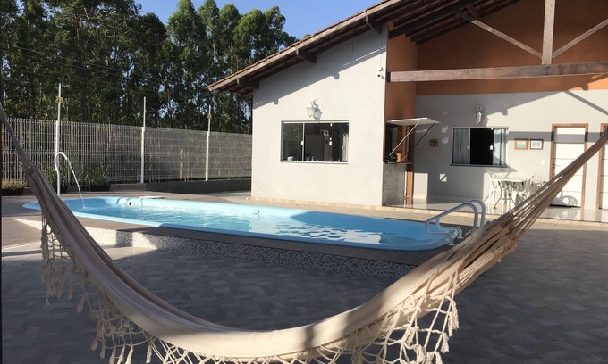 Nova Guarapari House | House in Meaípe 03 individual suites + Pool + Barbecue kiosk