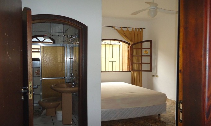 Centro House | House in the center of Ubatuba.