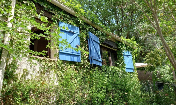 Biot House | House in the countryside, quiet, near the village of Biot.