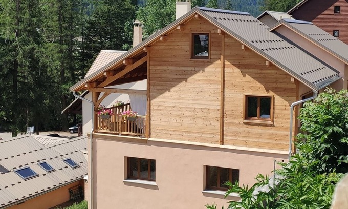 Aiguilles House | House in the heart of the village of Aiguilles. Ideal for exploring the Queyras