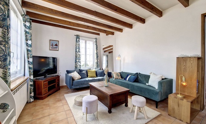 Bassussarry House | House in the heart of Arcangues near Biarritz