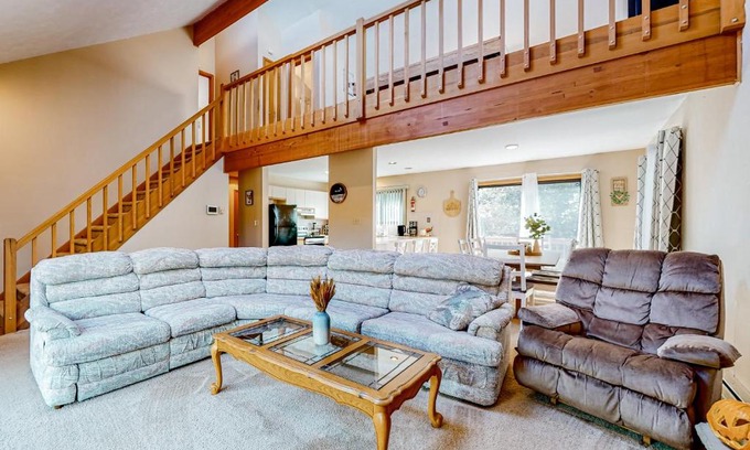 Tunkhannock Township House | House in the Woods