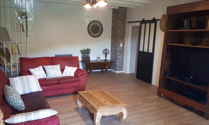 Saint-Maurice-d'Ibie Villa | HOUSE LE VIEUX MURIER WITH COVERED TERRACE OF 50M²