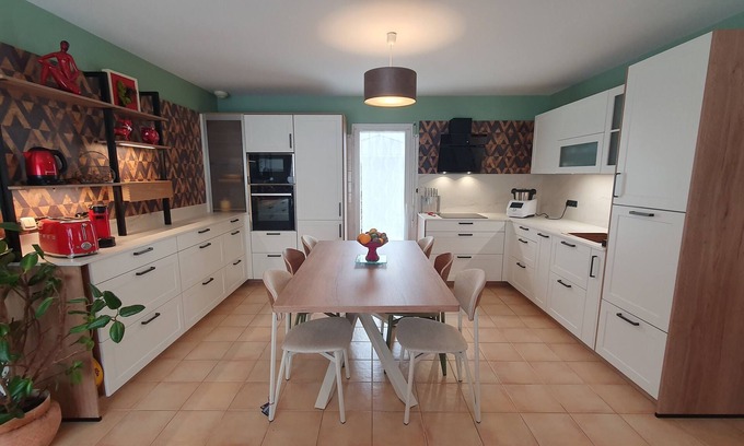 Saujon House | House of 80 m² in Saujon (Charente-Maritime), Proche De Royan