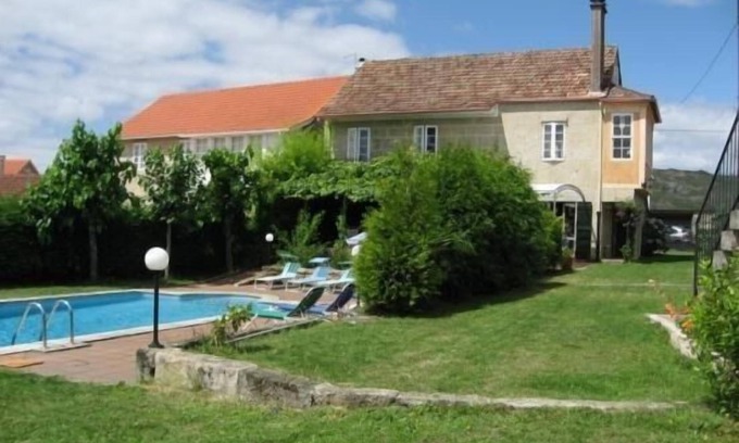Ponte Caldelas Cottage | House of Anceu for 8 people