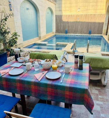 Gharb House | House of Character - Room with a Pool view