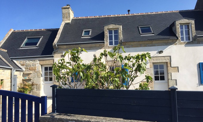 Esquibien House | House on the edge of a wild beach, between Pointe du raz and Audierne
