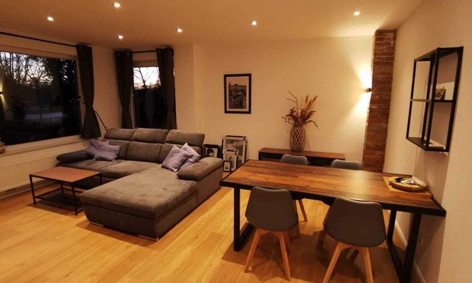 Jemgum Apartment | House on the terp, vacation apartment#1 ground floor