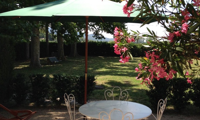 Seguret Cottage | House - Vaucluse - Provence - Castle with wooded park