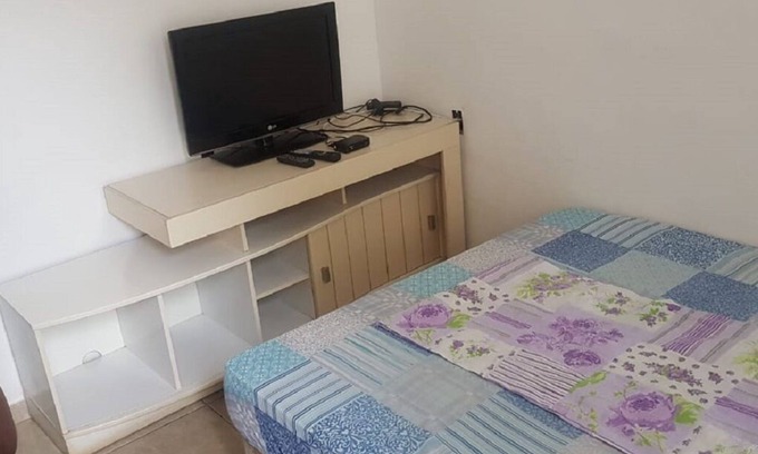 Verolme House | house with 2 rooms, bathroom, service area and garage
