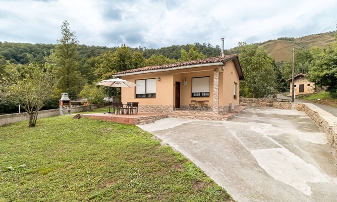 Luena House | House with Garden in the Mountains of the Pasiego Valleys