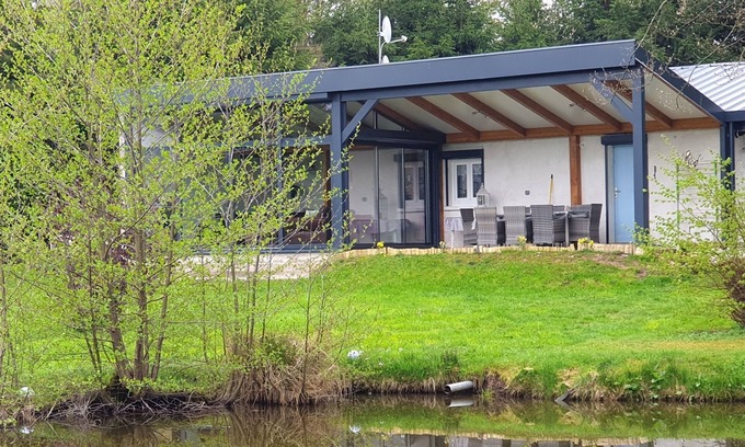 La Houssiere House | house with pond, mountain view