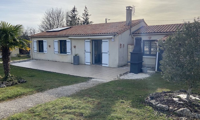 Excideuil House | House with private pool, close to tourist attractions